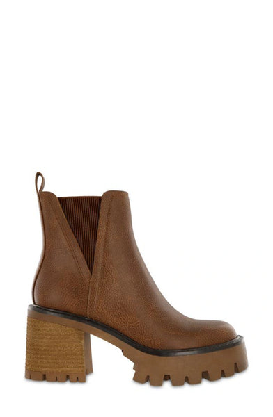 Mia jody ribbed 2025 block heel chelsea boot