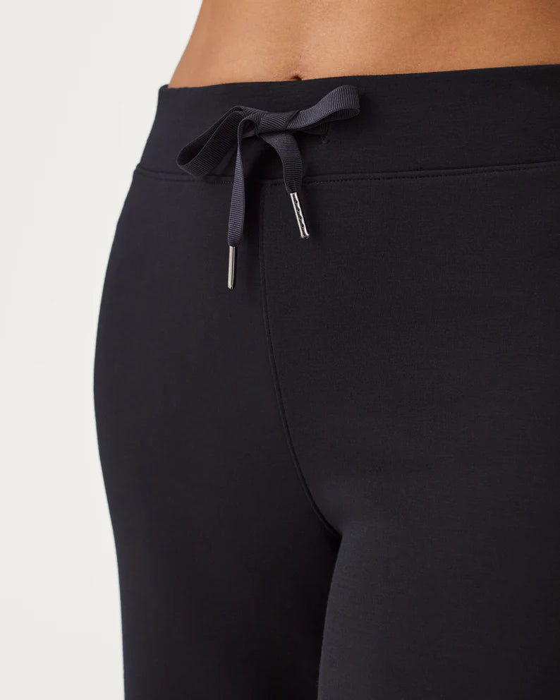 spanx air essentials black wide leg pants
