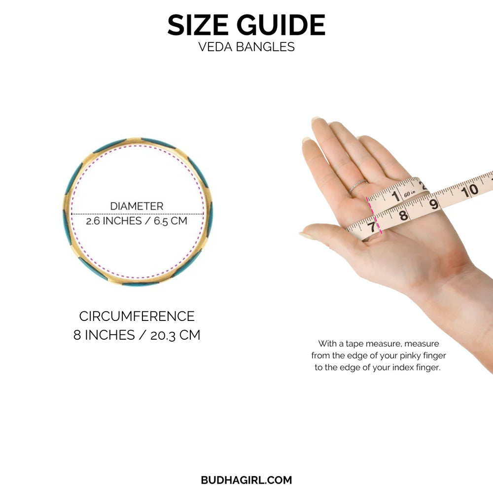 Size guide for Veda Bangles showing diameter, circumference, and measurement method 