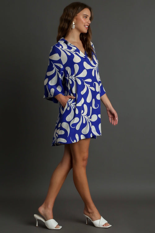 Umgee blue tropical leaf print crinkle dress