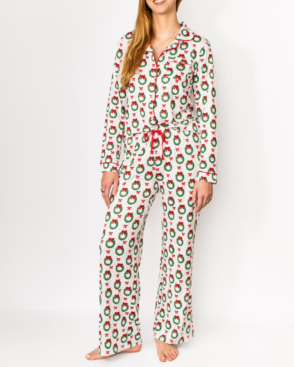  festive Christmas pajama set with Christmas wreath pattern 