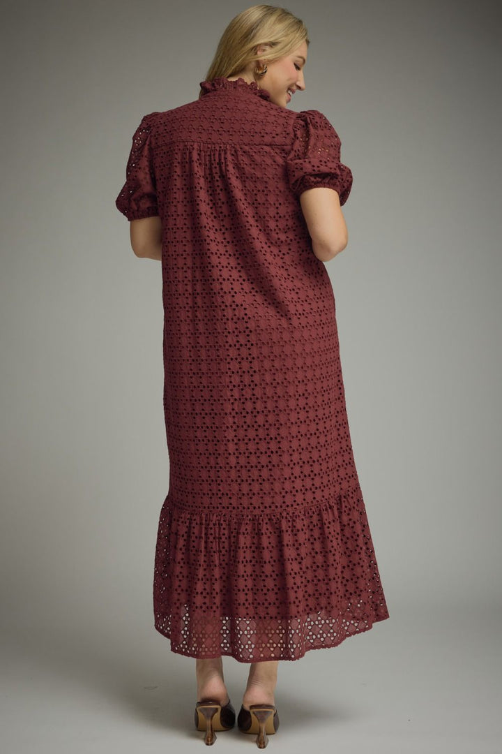 Entro brand plus size burgundy short sleeve midi dress 