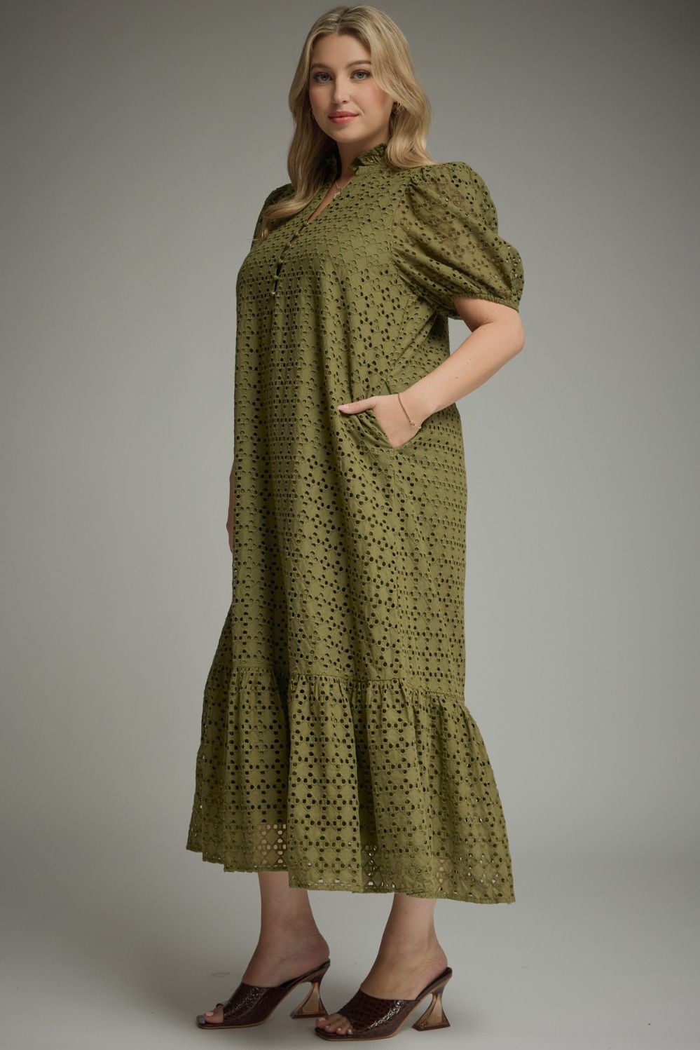 entro plus size olive eyelet detailed midi dress with side pockets