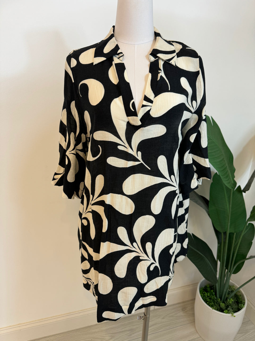 Tropical Escape Black Crinkle Dress