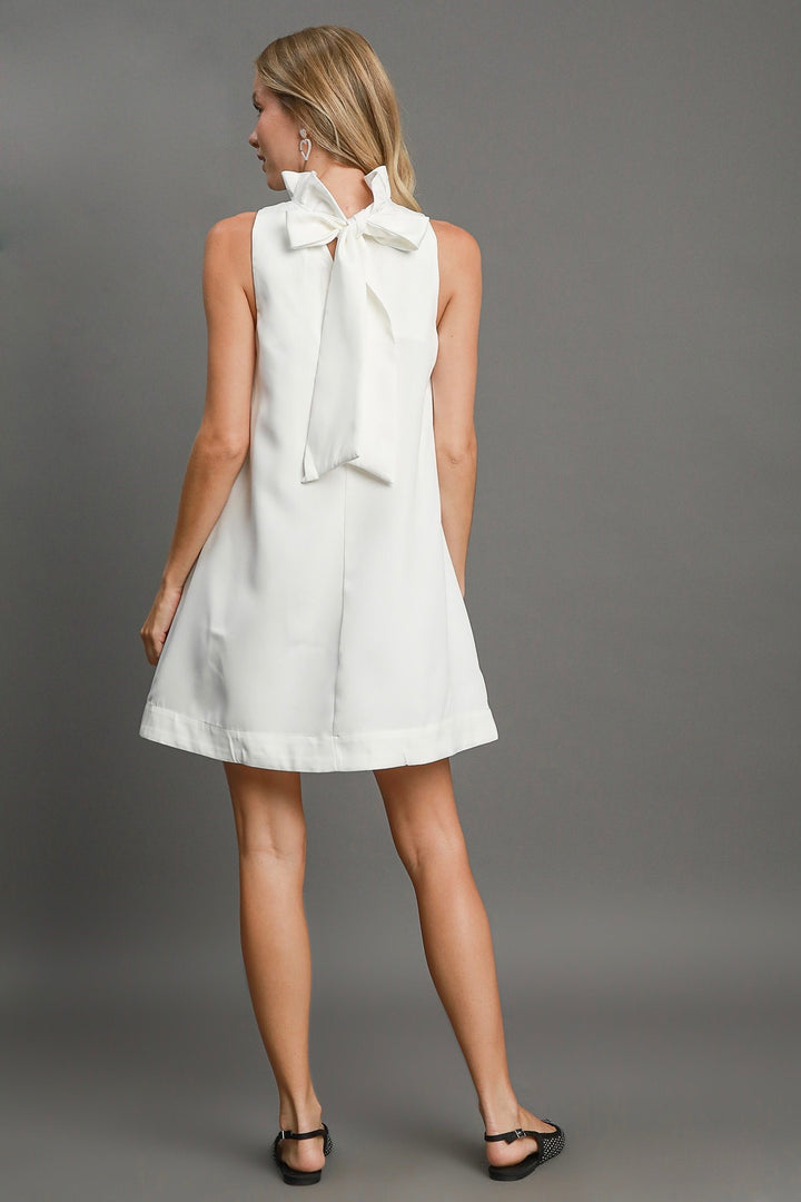 Umgee off white sleeveless dress with ruffled mock neck
