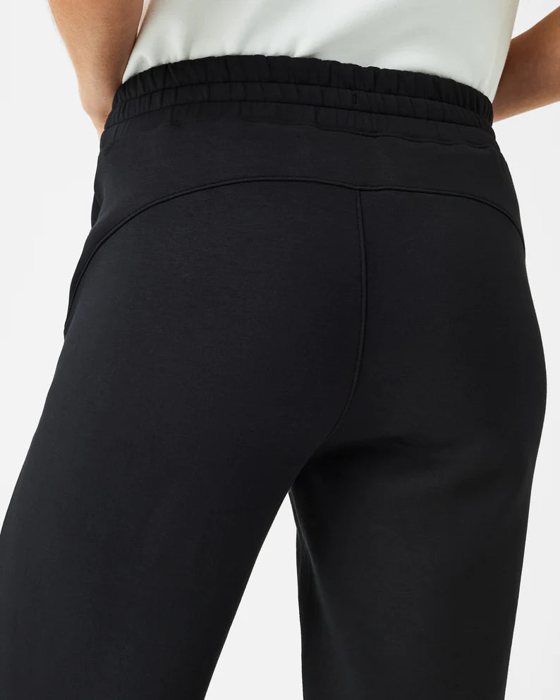 spanx air essentials tapered black pants