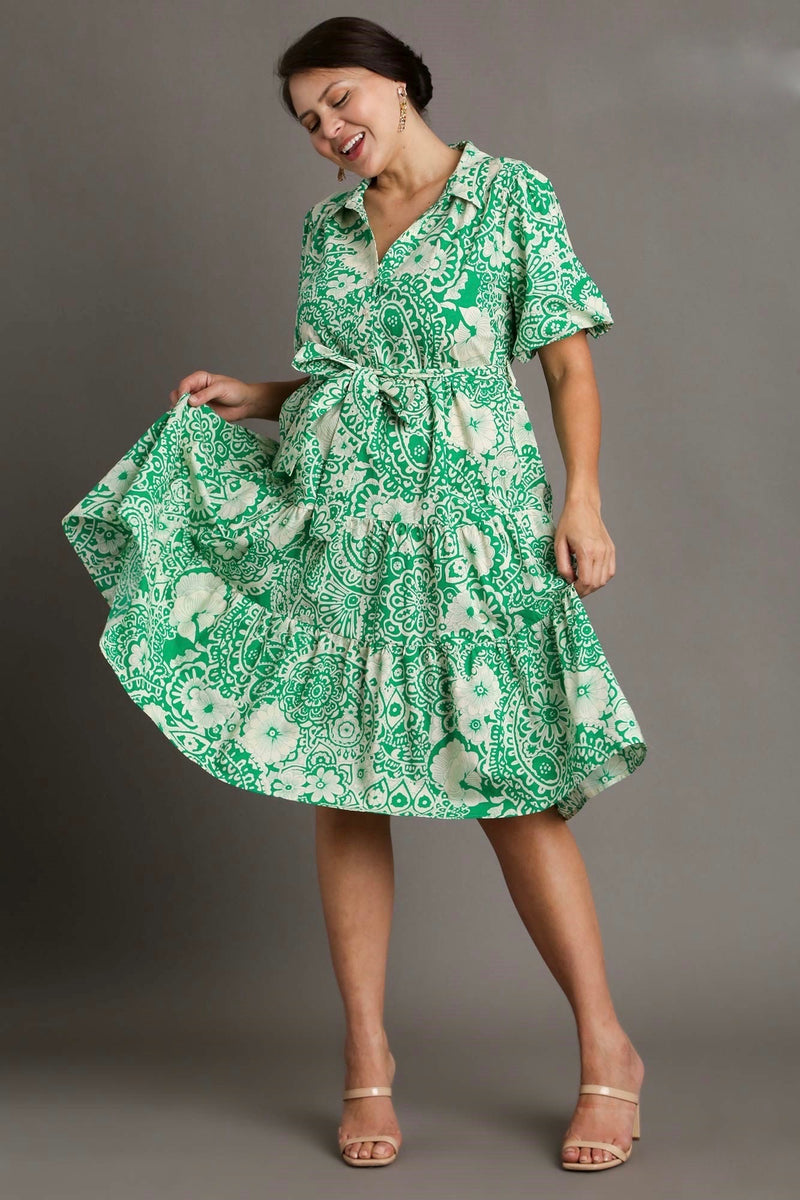 UMGEE Plus Green and cream paisley floral print tiered midi dress with tie at waist