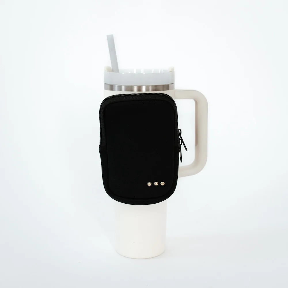 On the move water bottle pouch in black