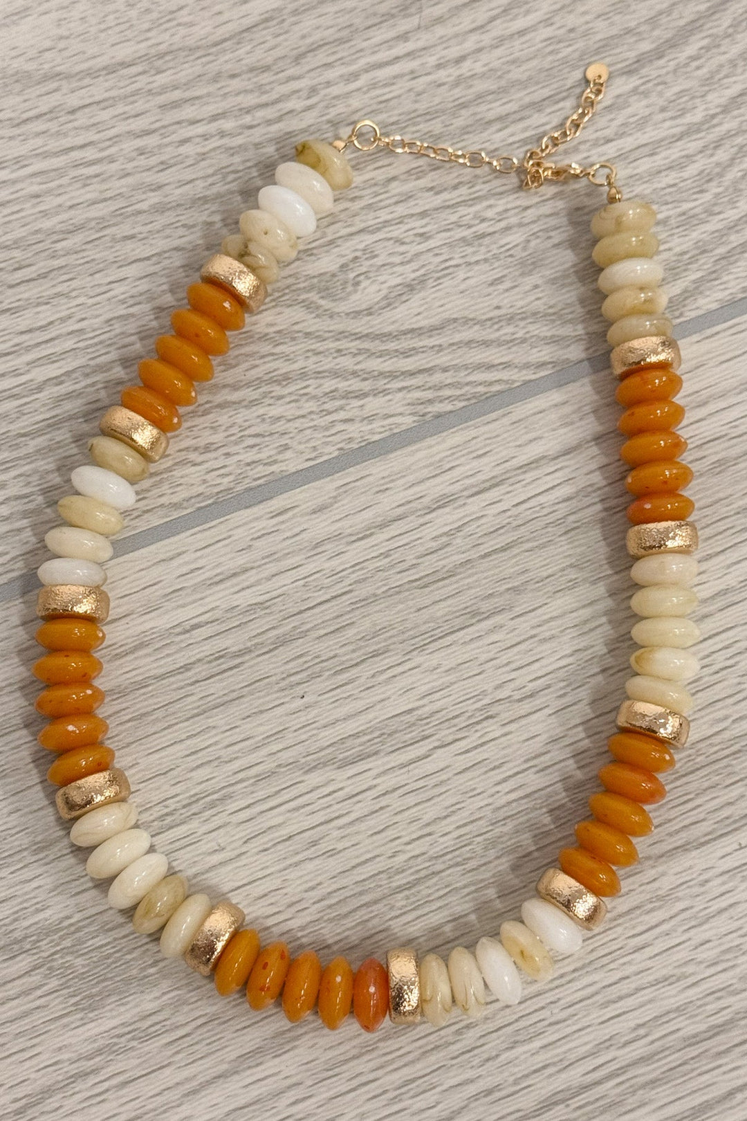amber beige rondelle beaded necklace
