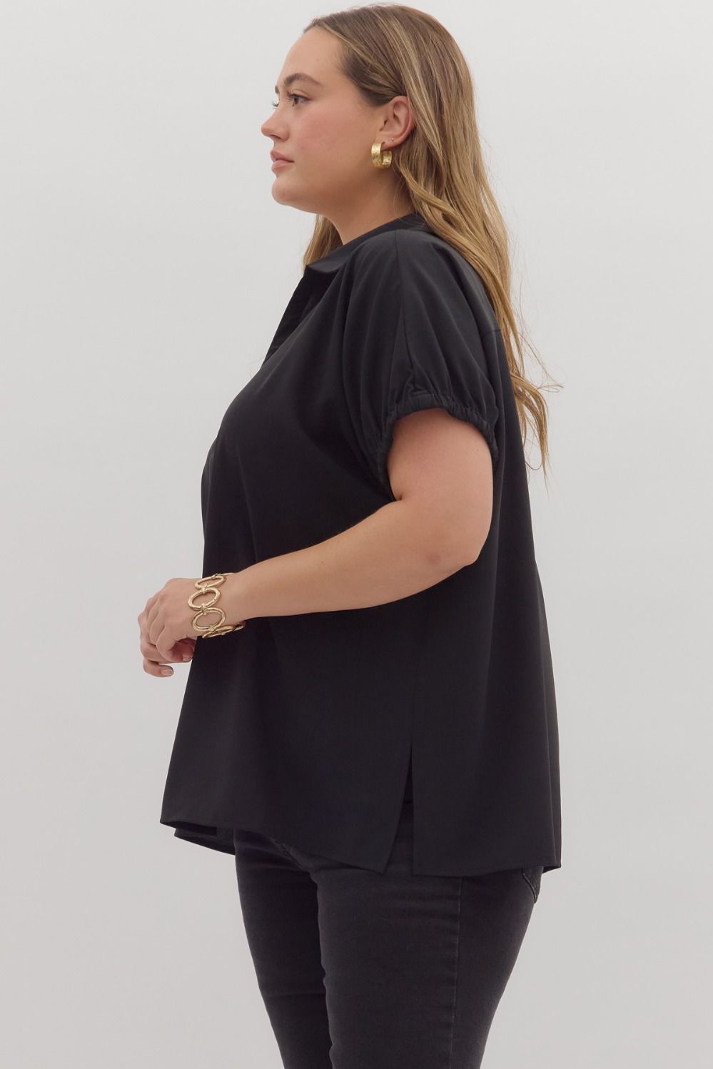 Women's black short sleeve top by Entro in Plus showing side view