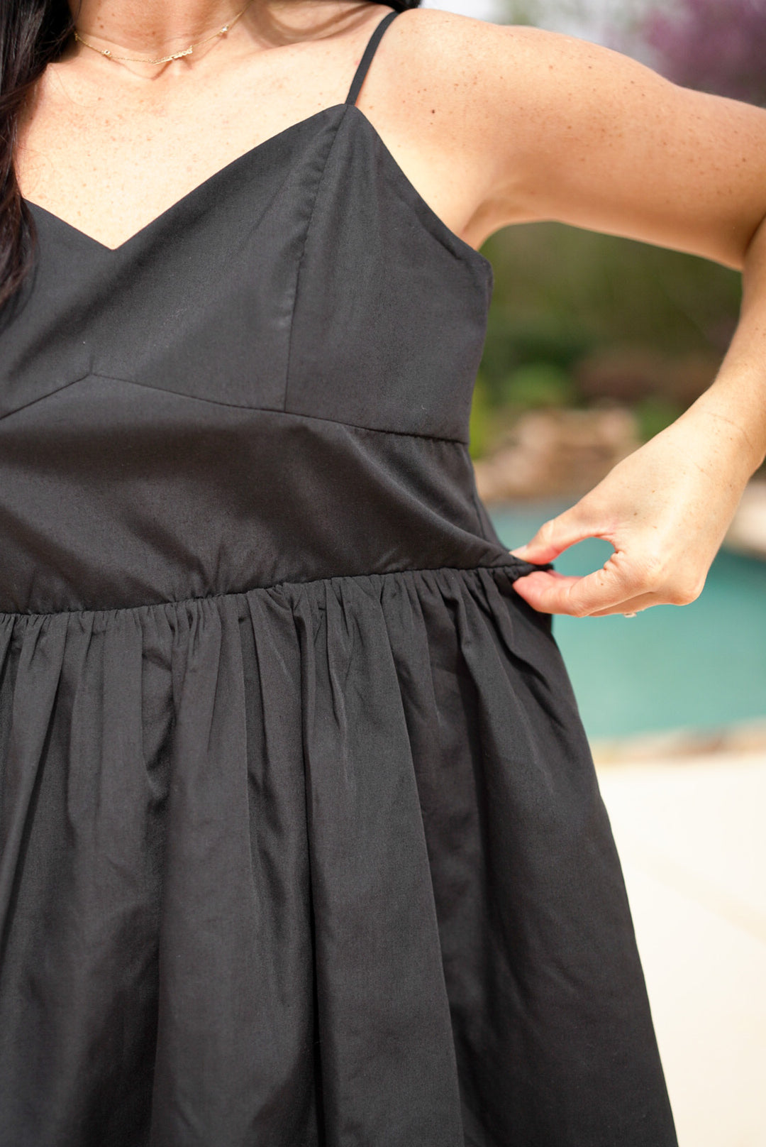 Black Bubble Hem Spaghetti Strap Dress | Purple Door | Commerce GA Large Black Bubble Hem Spaghetti Strap Dress | Purple Door | Commerce GA Large