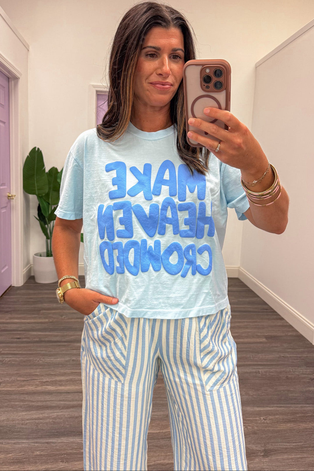 light blue with darker blue make heaven crowded graphic cropped t-shirt
