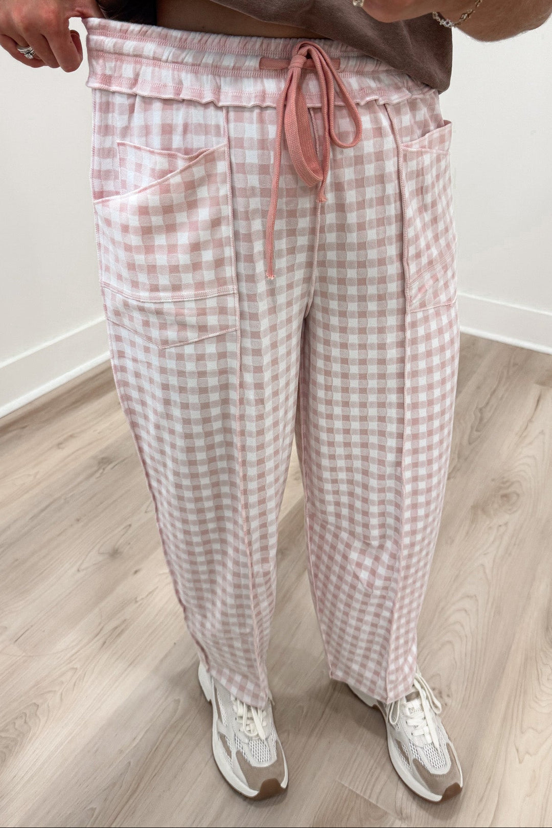 light blush pink and ivory gingham checkered print elastic waist knit relaxed barrel leg pants