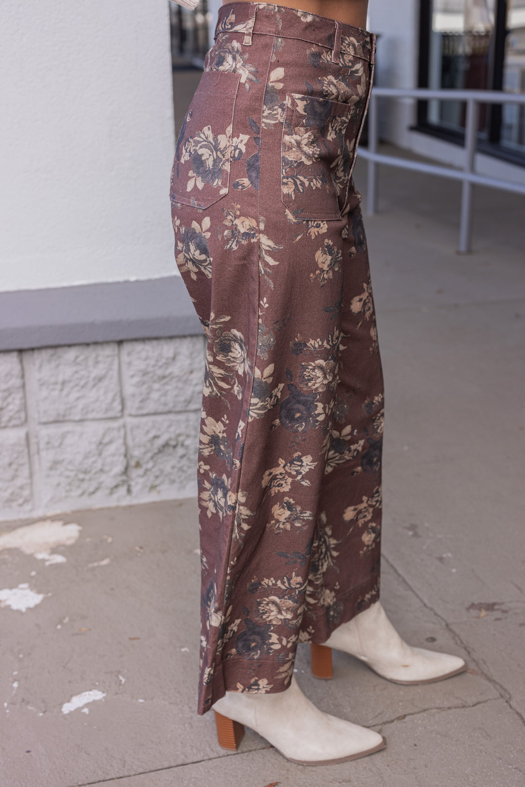 Women's brown twill floral print wide leg pants by Entro showing side view