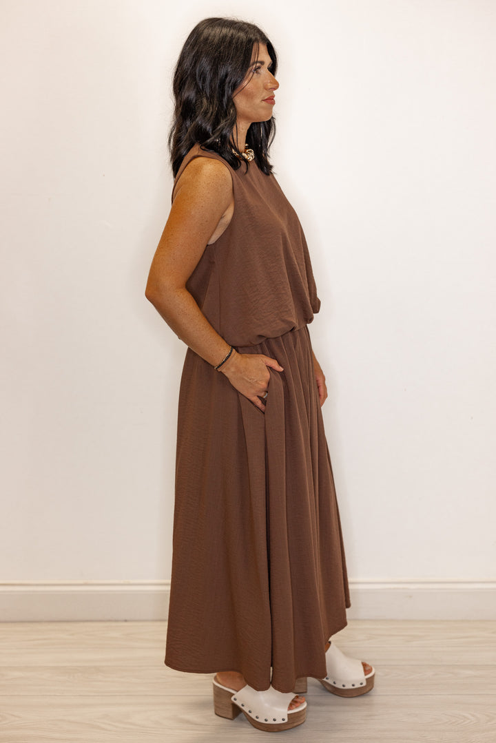 Women's espresso brown textured midi skirt with pleats by Entro showing full side view