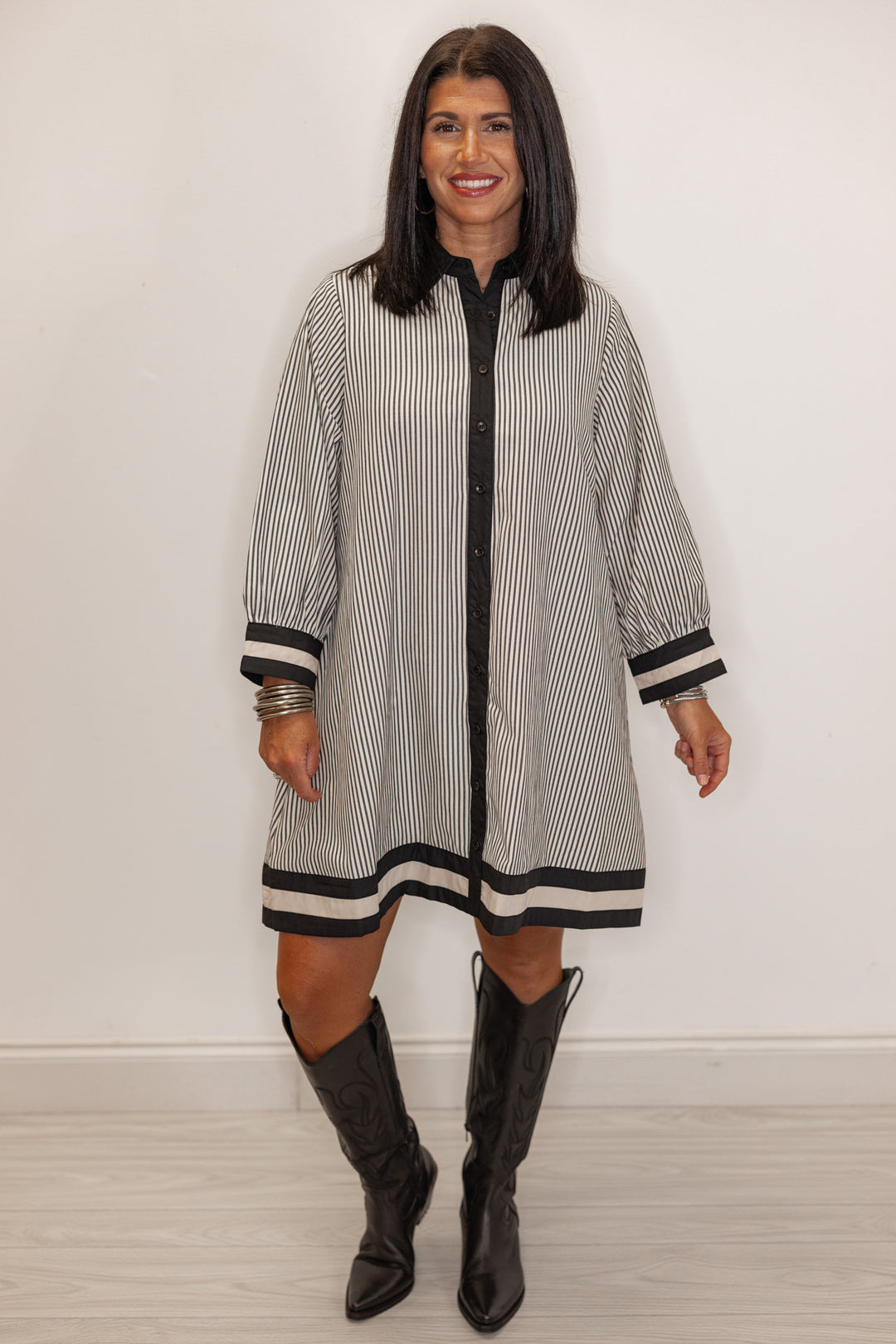 Women's striped white and black dress without the belt