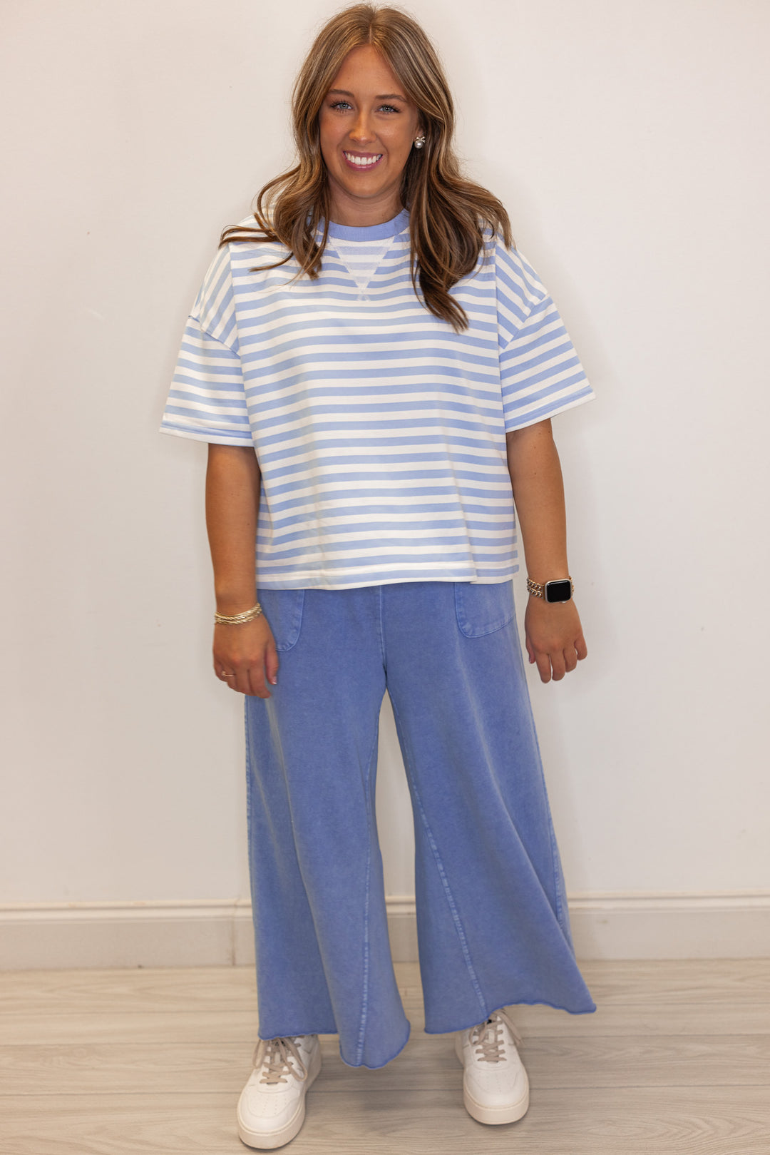 Women's mineral washed cornflower blue french terry knit wide leg cropped pants by Easel showing relaxed fit