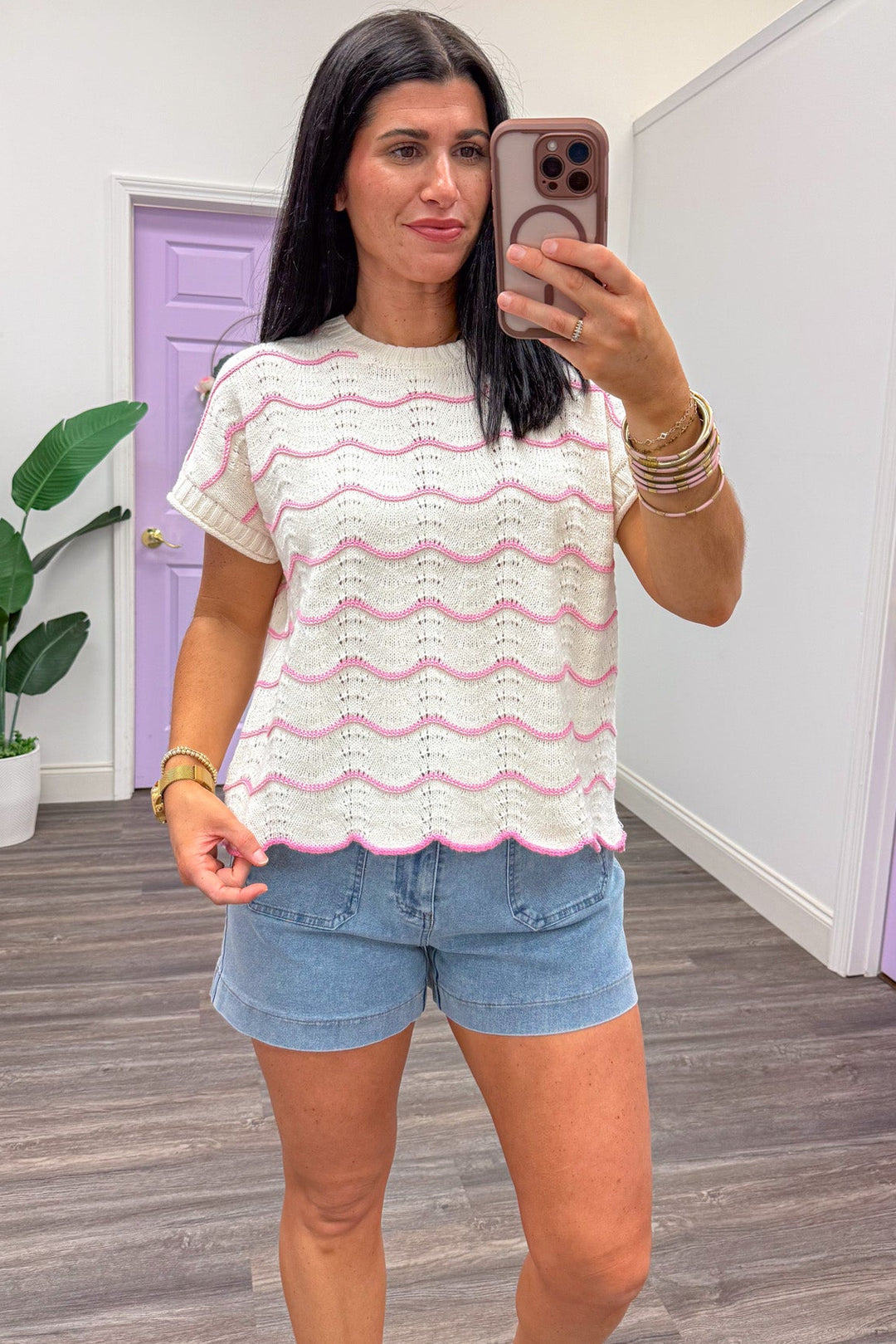 pale pink wave striped scallop hem cream knit top