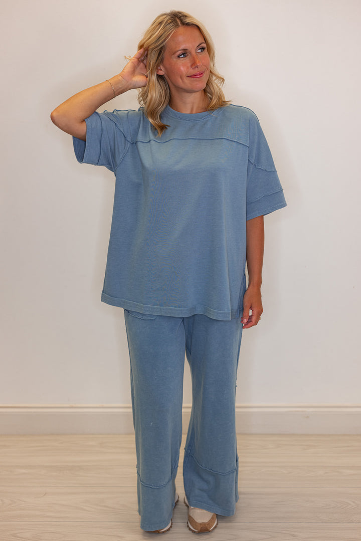 cute easy everyday matching blue cotton pants outfit