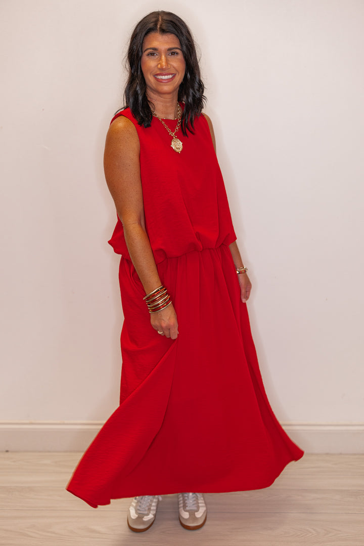 Women's red textured bubble hem sleeveless crop top by Entro shown with  matching skirt