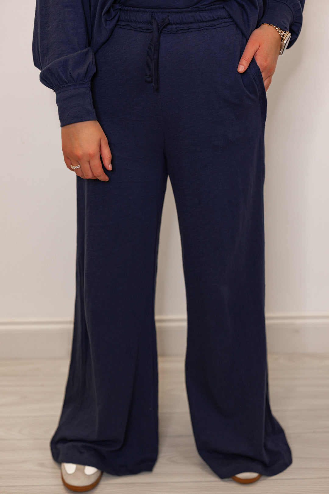 Women's navy blue lounge long sleeve tee and pants set