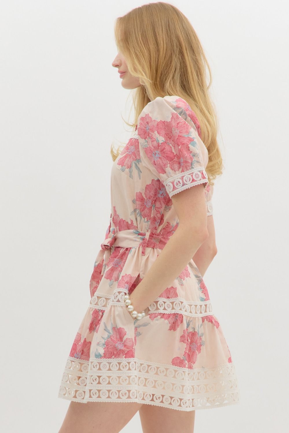 entro pink floral lace short dress