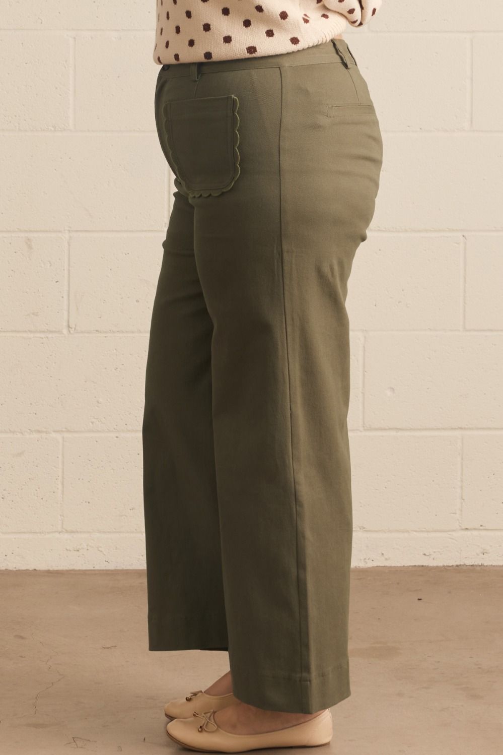 Entro plus size olive twill denim wide leg pants with scalloped details and belt loops