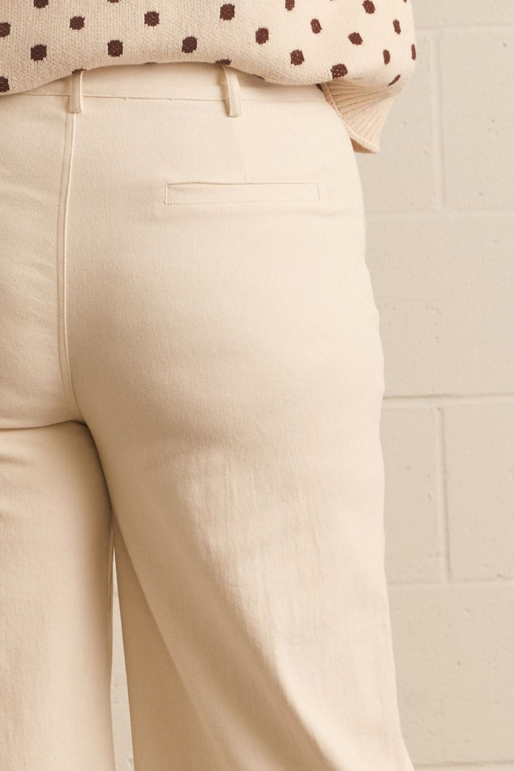 Scalloped Trends Ecru Twill Pants