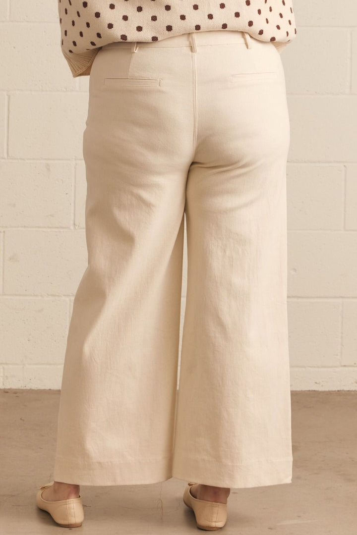 Scalloped Trends Ecru Twill Pants