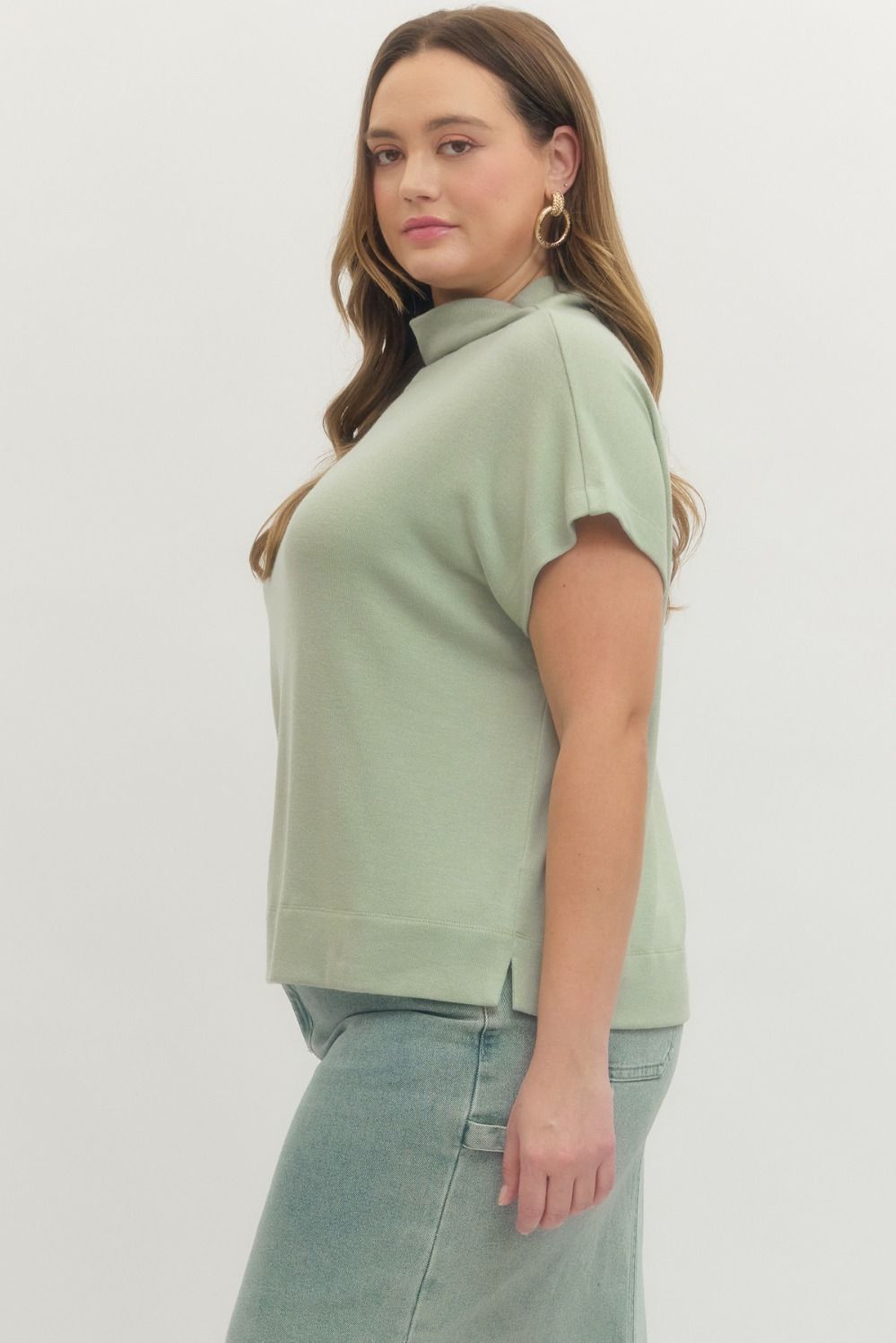 women's plus size mint green entro top