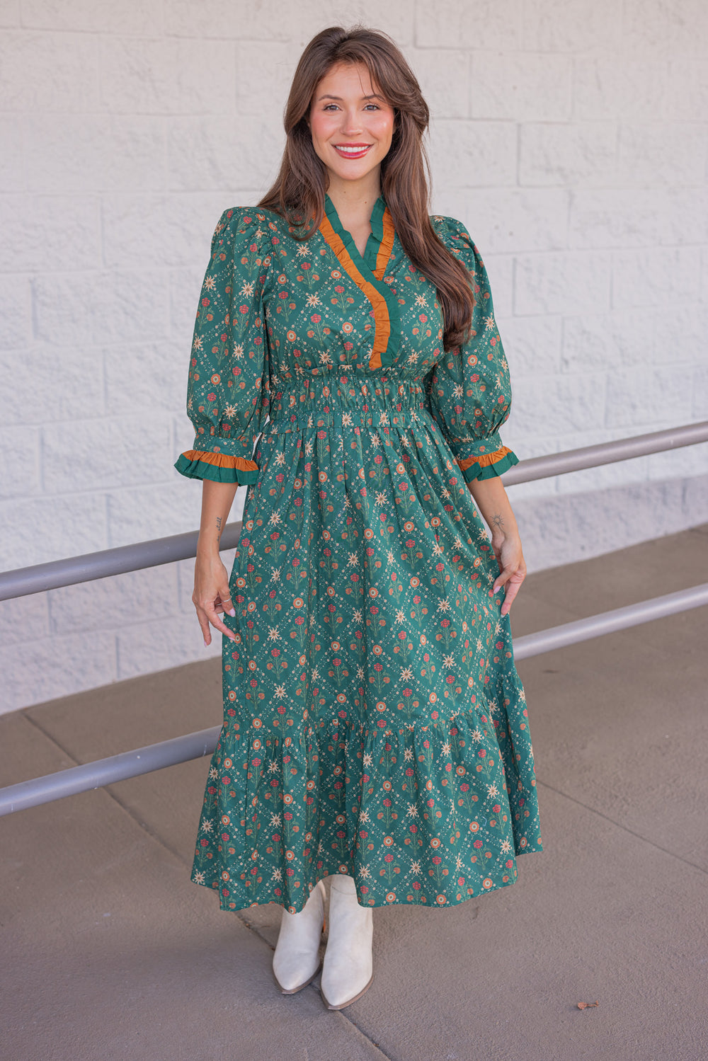 Women's Hunter Green And Rust Floral Print Ruffle Midi Dress Medium Women's Hunter Green And Rust Floral Print Ruffle Midi Dress Medium