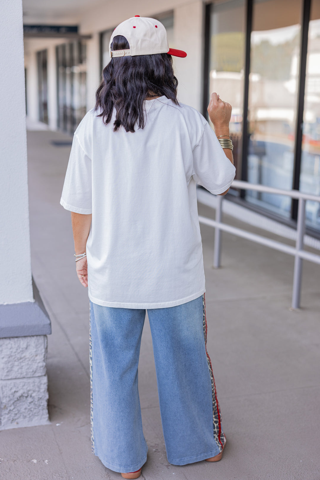 Gameday Couture Georgia Bulldogs Athens Tee showing full back view