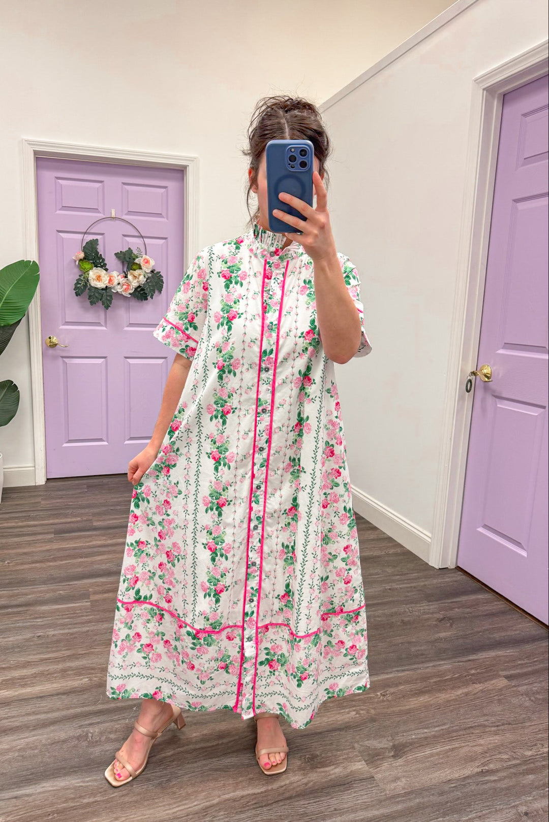 easy to wear loose fitting spring floral dress