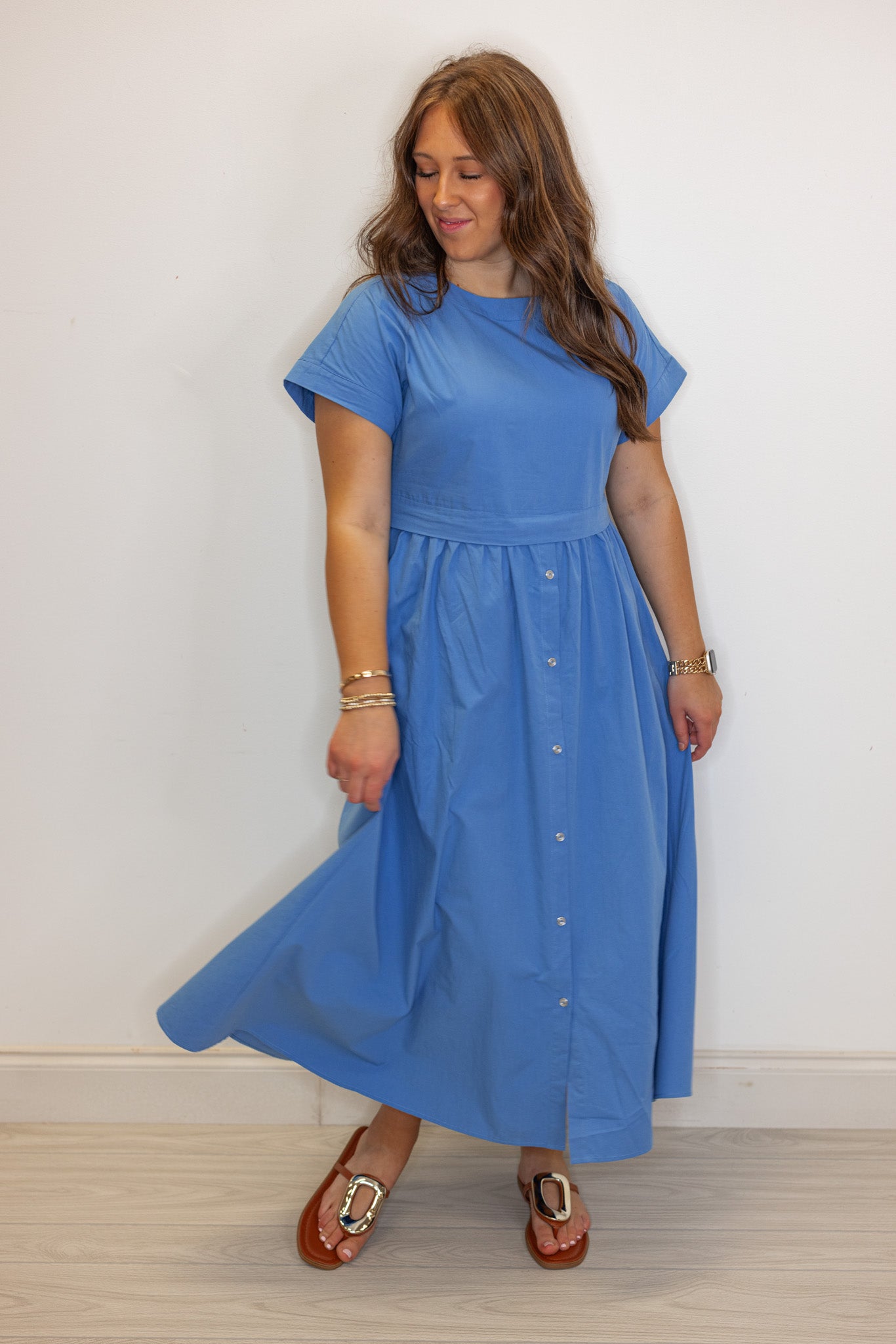 Blue Poplin Button Skirt Midi Dress | Purple Door | Commerce Ga Medium Blue Poplin Button Skirt Midi Dress | Purple Door | Commerce GA – Purple  Door Boutique