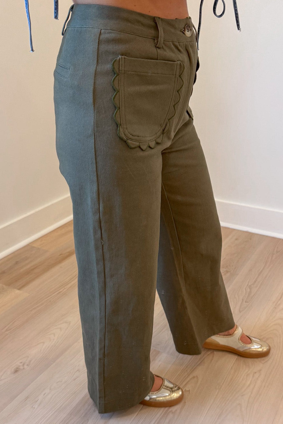 solid olive green wide leg high waisted scalloped trim twill denim pants with belt loops