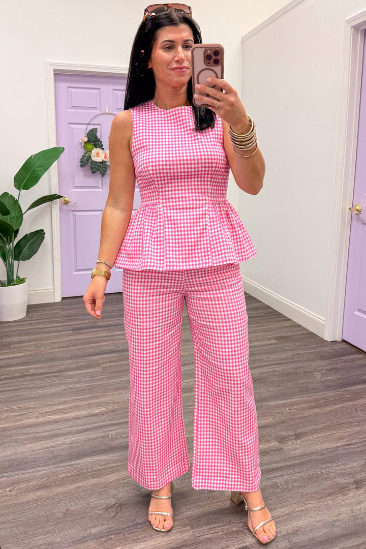 pink and white checkered gingham print sleeveless semi cropped peplum top