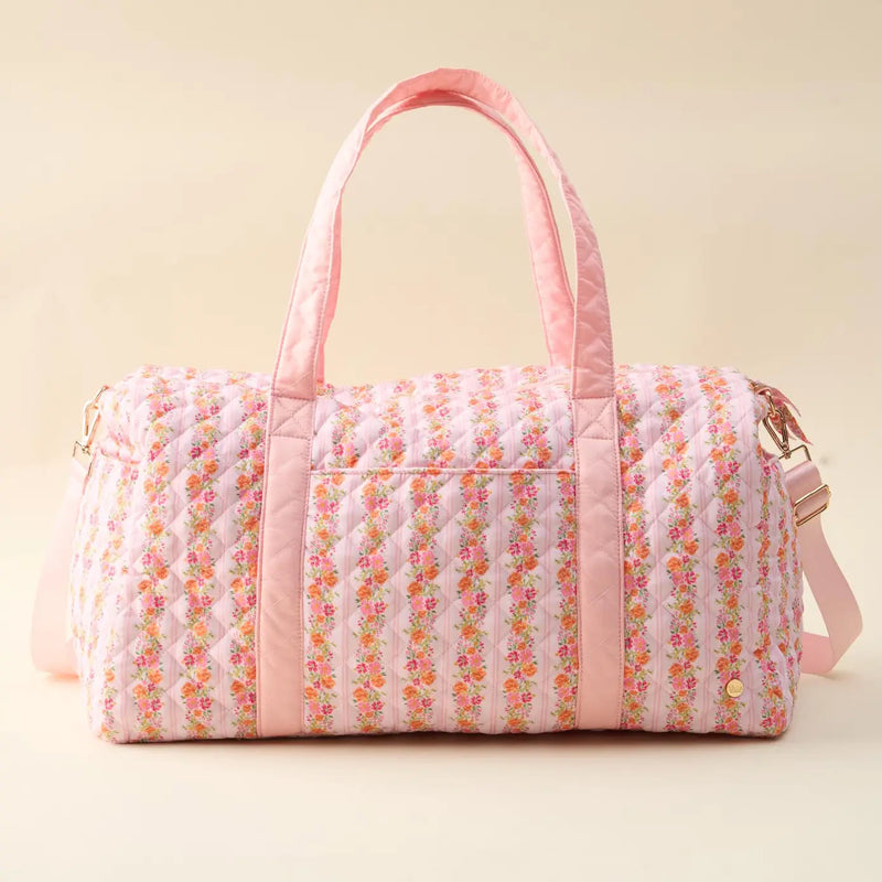 the darling effect quilted floral weekender bag