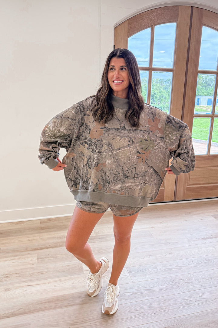 viral oversized camouflage mock neck pullover 