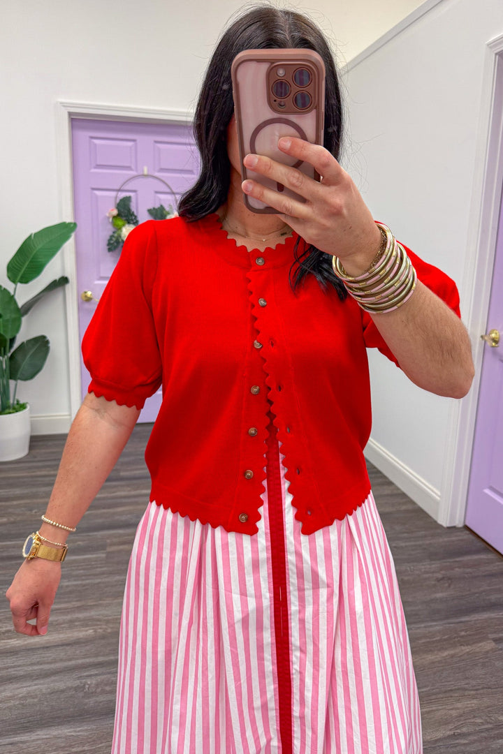 red button front short sleeve scallop trim knit top