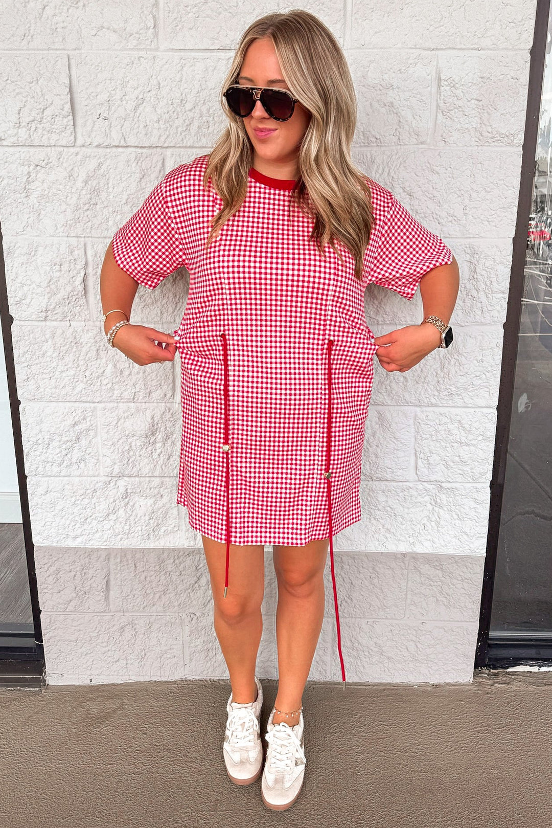 red and white gingham checkered print cinch waist relaxed silhouette knit short dress