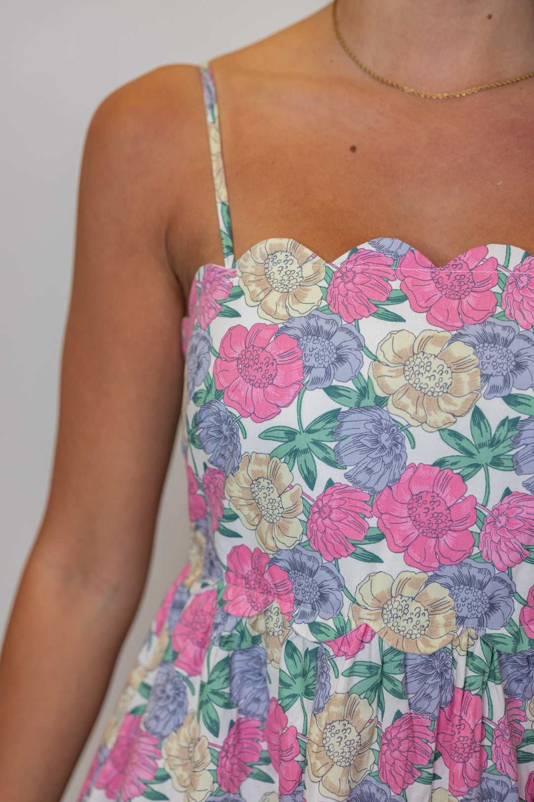 pink floral scalloped hem midi dress