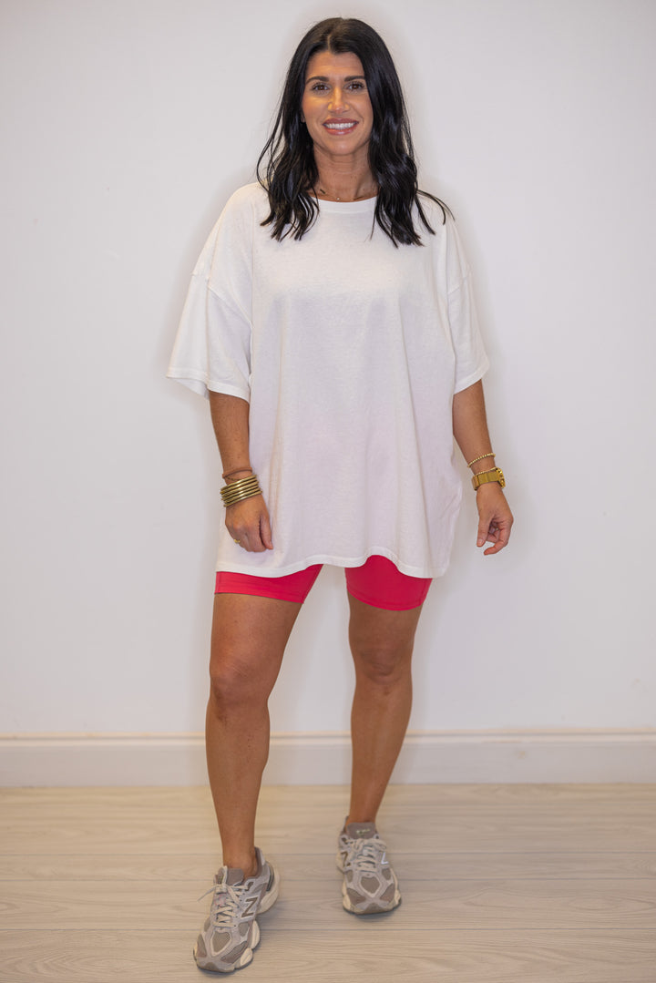 Mineral washed off white relaxed fit tee perfect for casual outfits