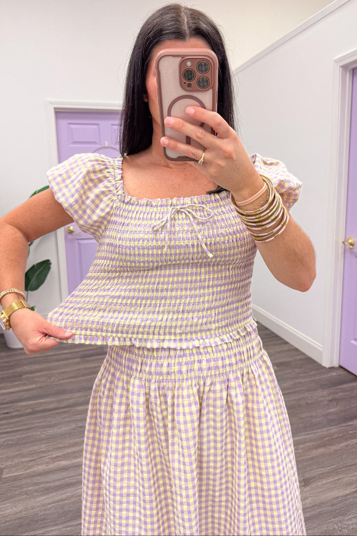 pale yellow and lavender gingham puff sleeve top stretch fitted silhouette